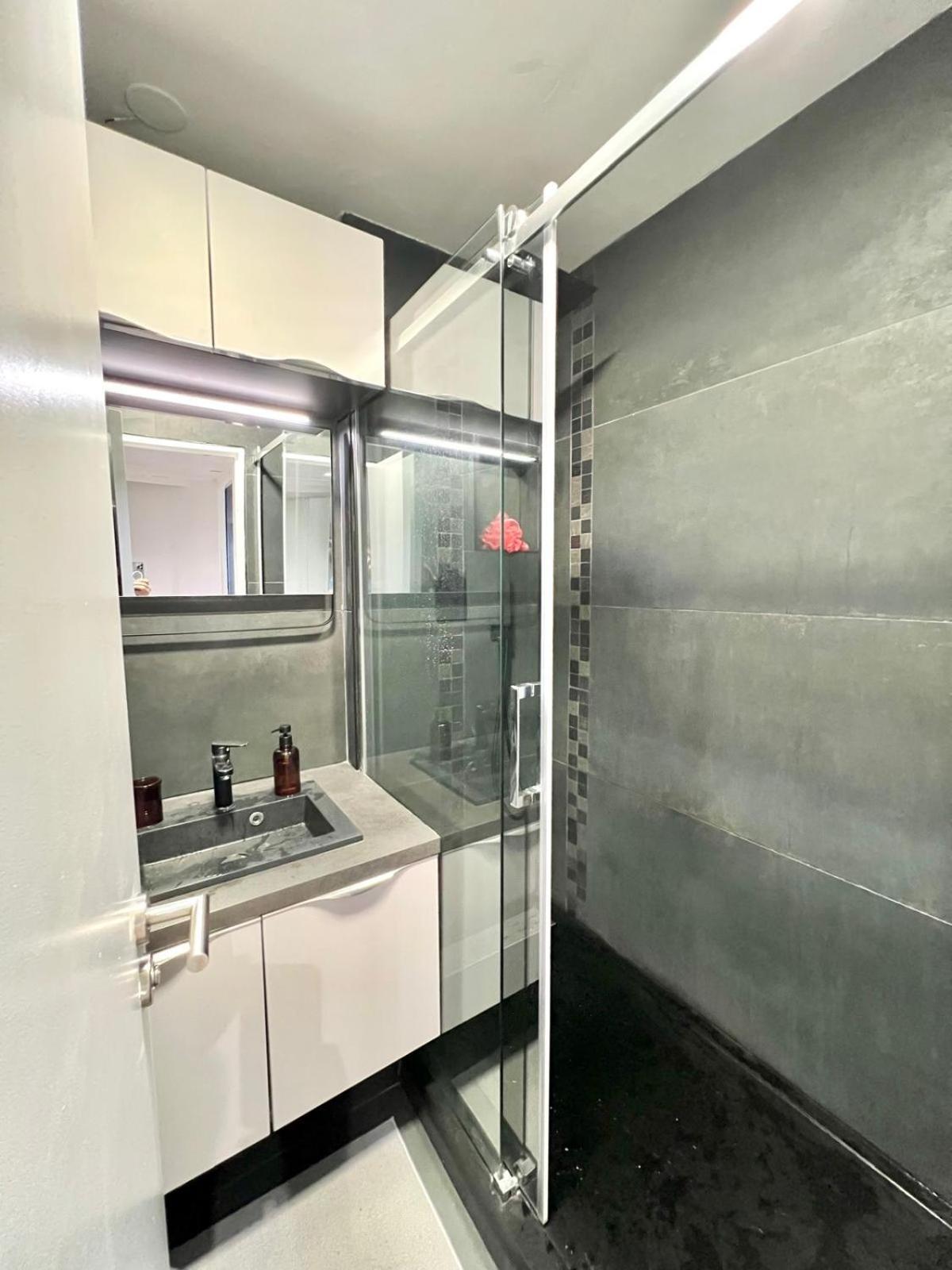 Appartamento Cosy 1br In Modern Paris La Defense Courbevoie